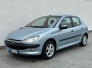 Peugeot 206 1.4 5p Cambio Automatico Gpl Unico Pro