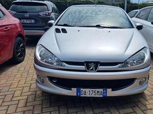 PEUGEOT 206 1.6 16V CC Quiksilver