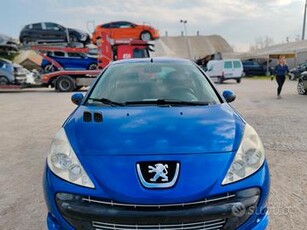 Peugeot 206 Plus 1.1 60CV 5p. ONE Line NEOPATENTAT