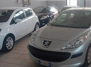 Peugeot 207 1.4 8V 75CV 5p. X Line