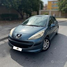 Peugeot 207 1.4 HDi **NEOPATENTATI**