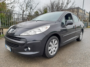 Peugeot 207 1.4 vti