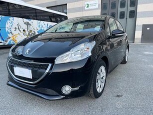 PEUGEOT 208 1.2 VTi 82 CV NEOPATENTATI - 5 PORTE -