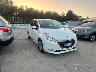 Peugeot 208 1.4 HDi 68 CV 5 porte Active