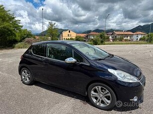 PEUGEOT 208 - 2014 3p Allure tetto panoramico