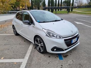 Peugeot 208 PureTech Turbo 110 EAT6 S&S 5P GT Line