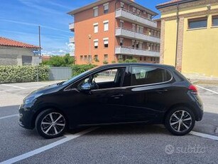 Peugeot 208 PureTech Turbo 110 S&S 5 porte Allure