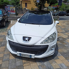 Peugeot 308 1.6 Hdi 110Cv Feline 5 porte bianca