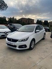 Peugeot 308 BlueHDi 1500cc 130cv