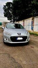 Peugeot 308 e-hdi 2012