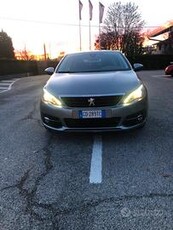 Peugeot 308 sw 1.5hdi eat8