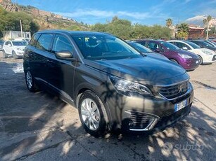 Peugeot 5008 1.5 hdi 130