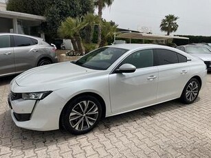 Peugeot 508 BlueHDi 130 Berlina EAT8 Allure Pack