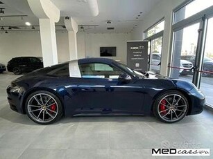 PORSCHE - 992