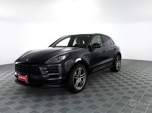 PORSCHE Macan Macan