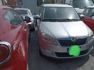 SKODA FABIA 1.6 Tdi tagliandata buone condizioni g