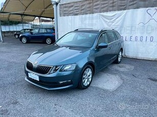 Skoda Octavia 1.6 TDI S.W. 115cv DSG Executive Aut