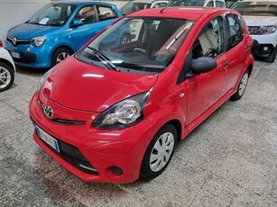 Toyota Aygo 1.0 12V VVT-i 5 porte Active Connect