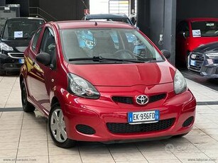 TOYOTA Aygo 1.0 VVT-i 3p. Now Connect
