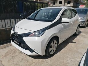 Toyota Aygo 1.0 VVT-i 69 CV 5 porte x-cite