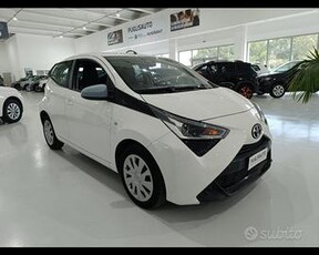 TOYOTA Aygo 1.0 VVT-i 72 CV 5 porte x-cite