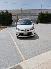 TOYOTA Aygo 2ª serie - 2013