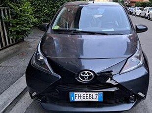 TOYOTA Aygo 2ª serie - 2017