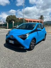 Toyota Aygo X-Play FullOptional