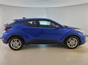 TOYOTA C-HR 1.8H 98CV E-CVT Business