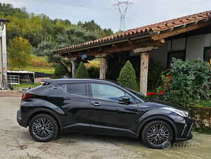 Toyota chr 1800 Ibrida con soli 30000 km