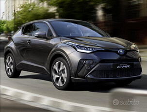 Toyota chr active ibrida 1800 pari al nuovo