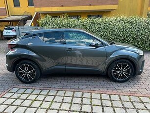 Toyota CHR lounge 2019