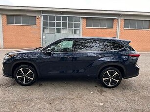 TOYOTA Highlander - 2022