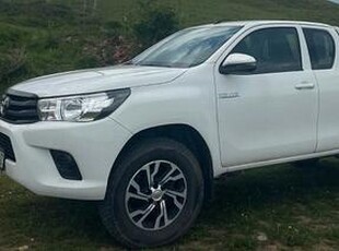 Toyota Hilux 2.4 D-4D 4WD Extra Cab - 2018 IVA DED