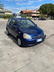 Toyota Yaris 1.0i 16V cat 3 porte