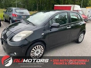 Toyota Yaris 1.3 5 porte Sol