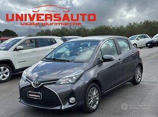 Toyota Yaris 1.3 VVT-i 99cv Lounge 2016