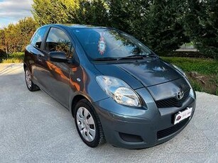 Toyota Yaris 1.4 D-4D 3 porte BASSI CONSUMI