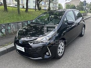 TOYOTA Yaris 1.5 Hybrid 5 porte Business