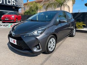 Toyota Yaris 1.5 Hybrid 5 porte Business