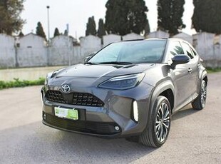 TOYOTA Yaris Cross 1.5 Hybrid 5p. E-CVT AWD-i Lo