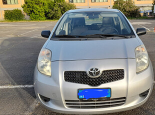 Toyota Yaris Now pochi chilometri