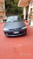 Usato 2000 Peugeot 306 1.4 Diesel 75 CV (950 €)