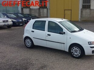 Usato 2001 Fiat Punto 1.2 Benzin 60 CV (2.500 €)