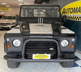 Usato 2001 Land Rover Defender 2.5 Diesel 122 CV (18.990 €)