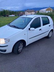 Usato 2004 Fiat Punto 1.3 Diesel 69 CV (1.800 €)