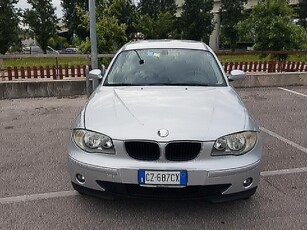 Usato 2005 BMW 116 1.6 Benzin 116 CV (3.590 €)