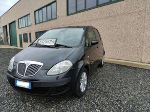 Usato 2006 Lancia Musa 1.4 Benzin 95 CV (3.900 €)