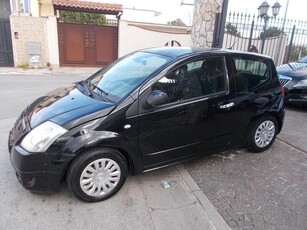 Usato 2007 Citroën C2 1.1 Benzin 60 CV (2.700 €)