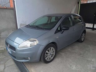 Usato 2008 Fiat Grande Punto 1.9 Diesel 120 CV (3.000 €)